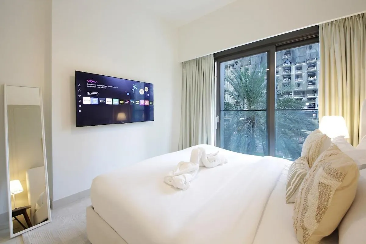 Modern 1Br In Downtown Near Burj Khalifa & Metro Apartment Dubai